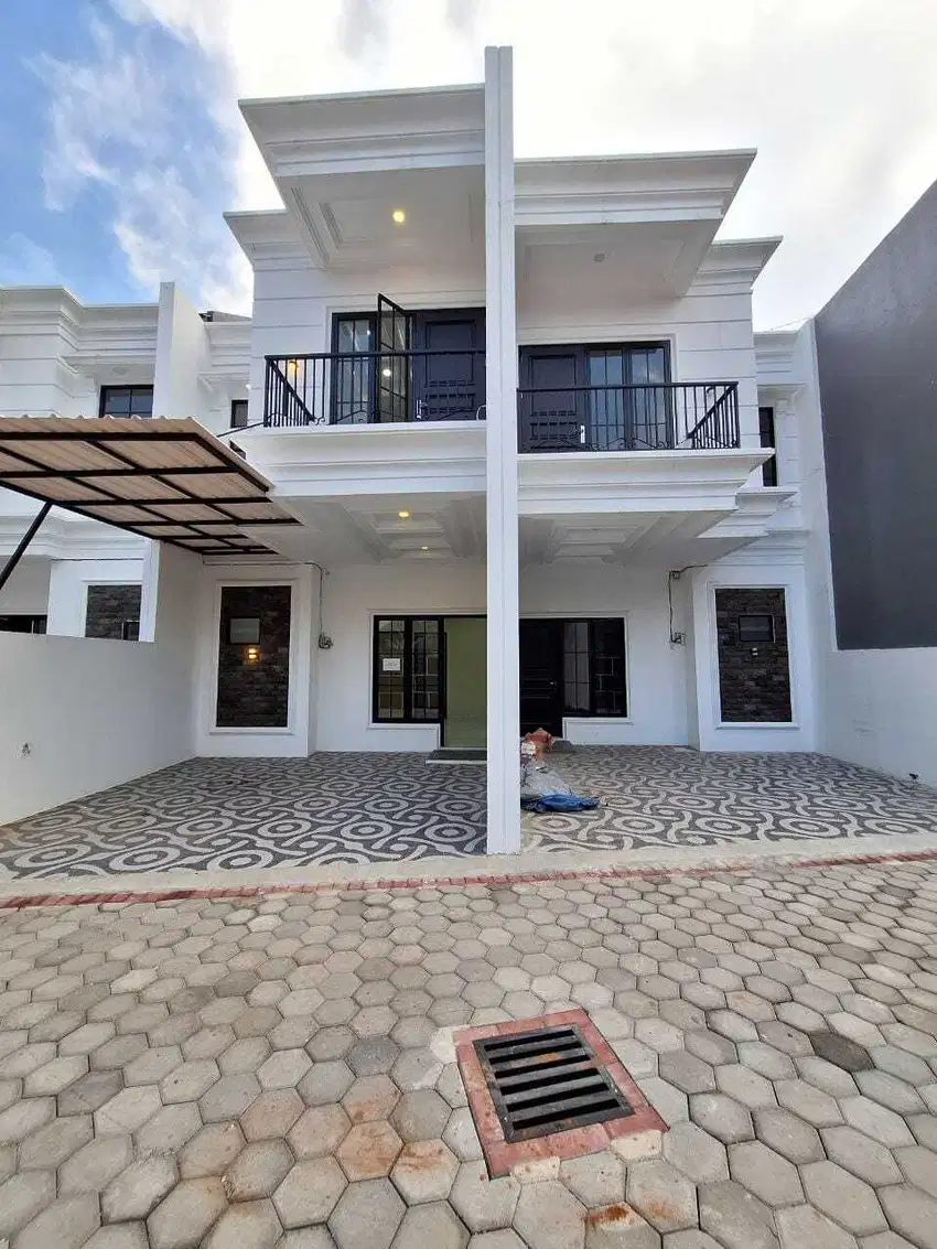 Rumah mewah 2 lantai di Cilodong Depok, nempel Alun-Alun GDC Depok