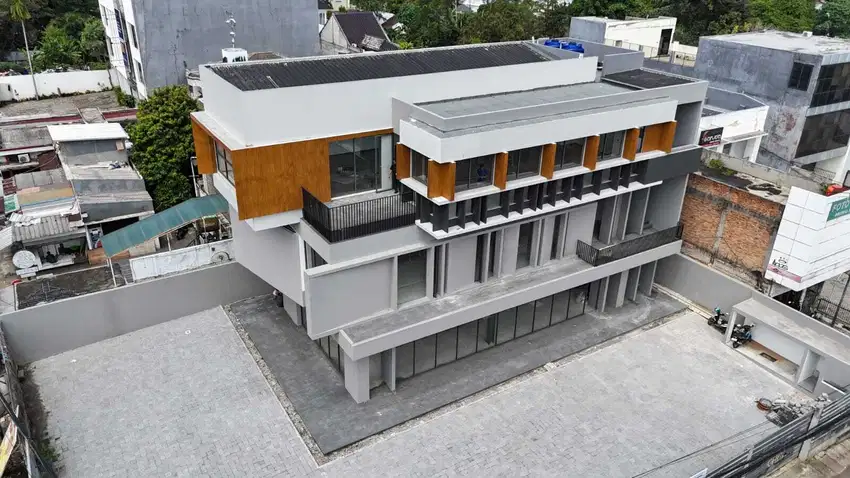 DIJUAL GEDUNG PERKANTORAN BARU DIBANGUN HOOK DEKAT KKO TB SIMATUPANG