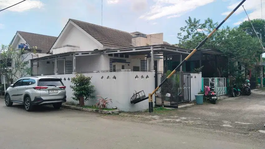 Jual rumah hook di Permata Regency Cluster Jade Dekat St Citayem Depok