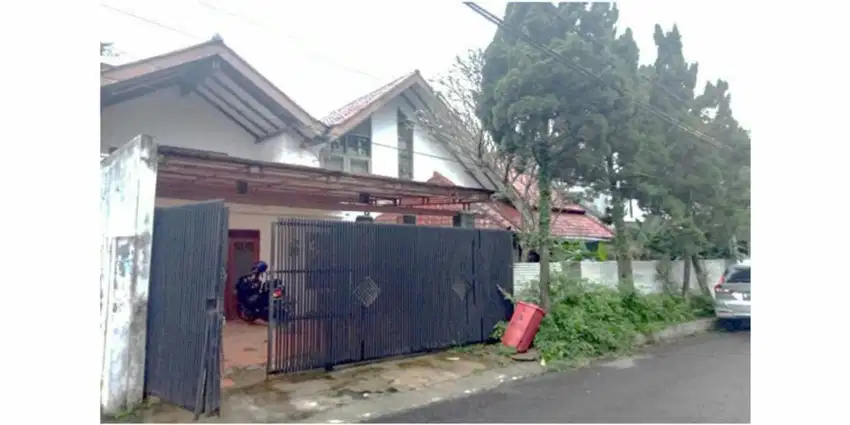 Dijual Rumah Hitung Tanah Lokasi Strategis Area Turangga Bandung