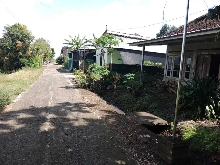Tanah plus rumah sukoharjo 392m² muka 11m jln 5m , 40m dari jalan raya