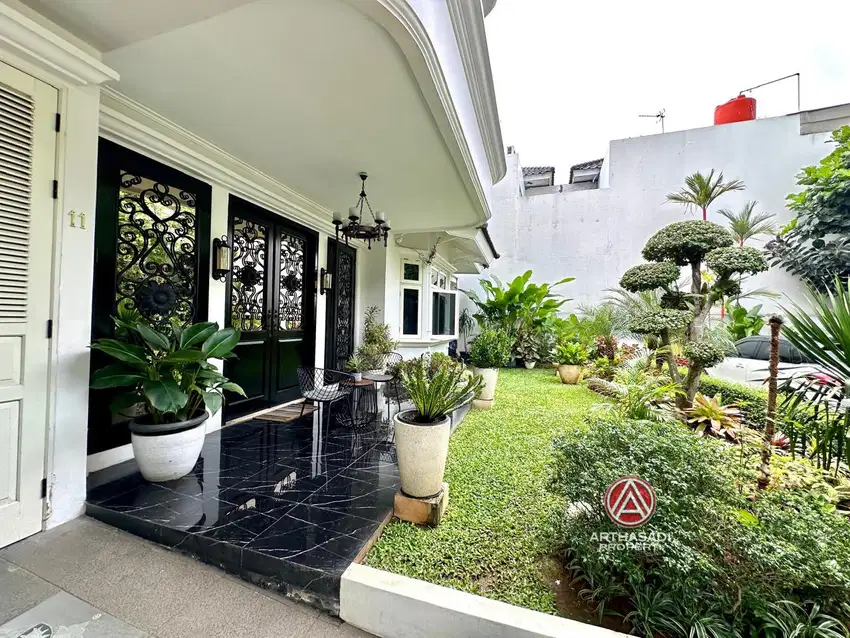 Pondok Labu, Rumah Mewah dan Asri di Dalam Komplek dengan Lokasi Srate