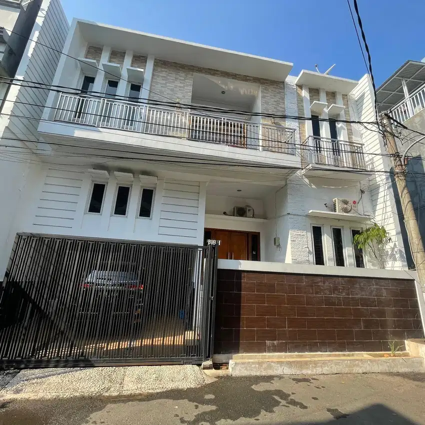 RUMAH 3 KAMAR DI SUNTER AGUNG BARAT
