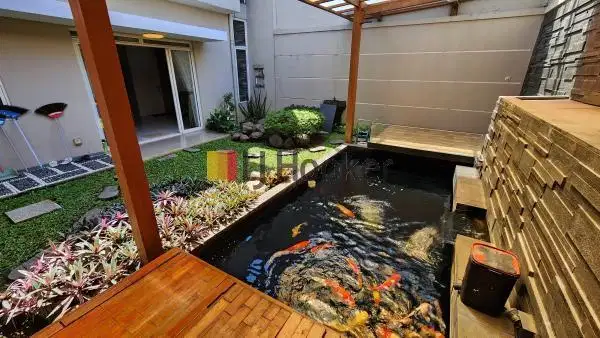 Dijual Rumah di Kota Baru Parahyangan Bandung, ada Kolam Ikan