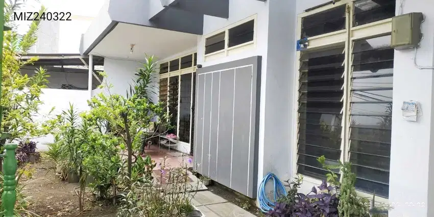 RUMAH MURAH TENGAH KOTA SURABAYA KEDUNGKLINTER AKSES KEDUNGDORO