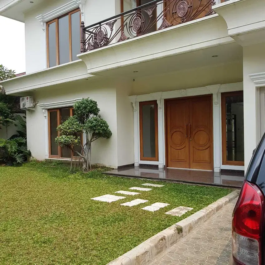 Rumah Mewah Mewah di Pejaten Barat Jakarta Selatan