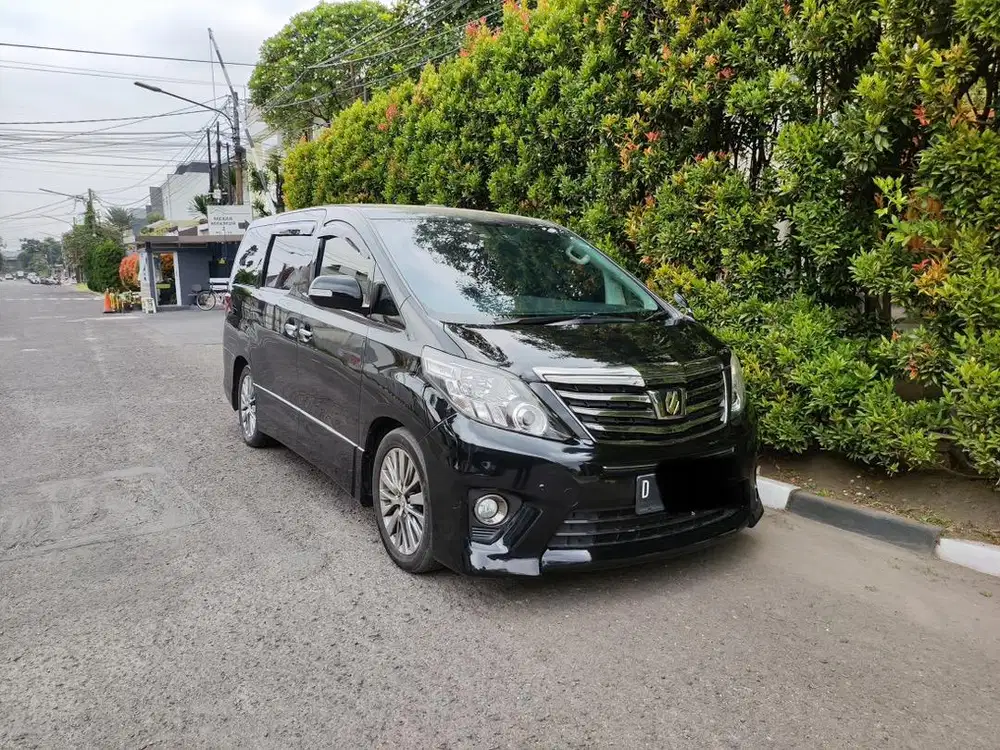 Alphard S Audioless 2014 Golden Eyes II CBU, KM 70000 asli antik