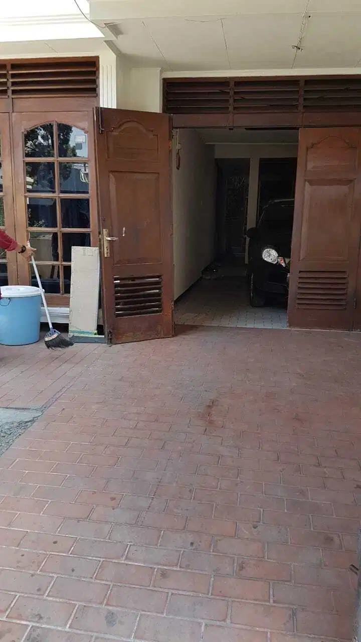 Rumah dijual  Di kutisari selatan IX, Surabaya