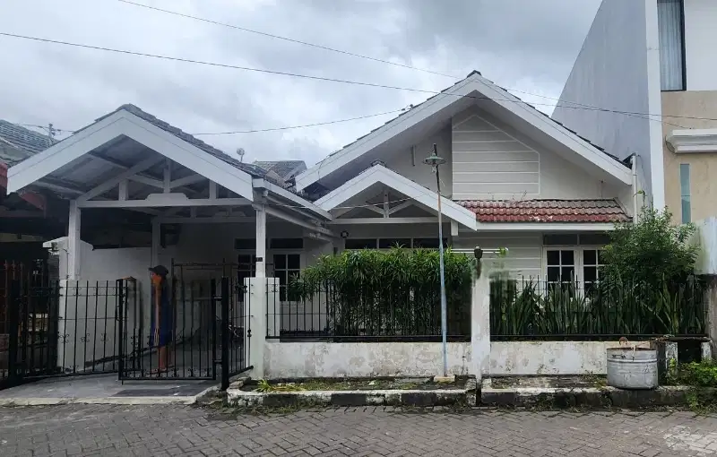 Rumah 1 Lantai Babatan Mukti Wiyung Siap Huni