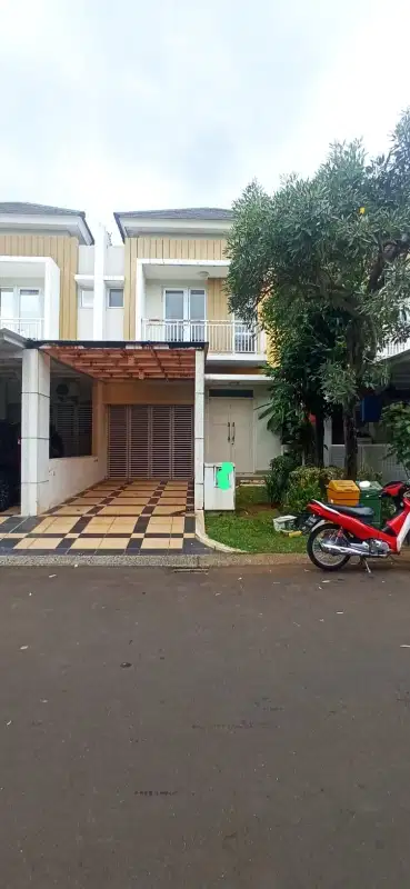 Disewakan rumah 2 lantai di summarecon bekasi