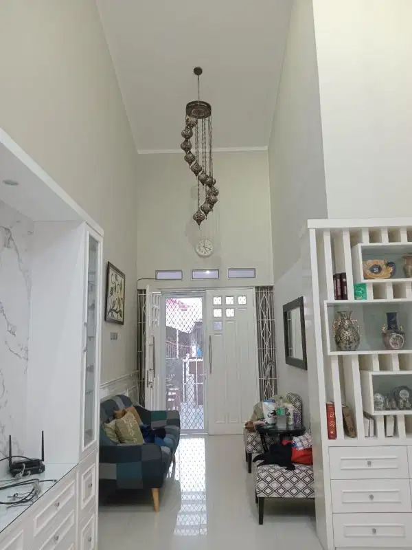 Rumah Sewa Graha Raya Murah