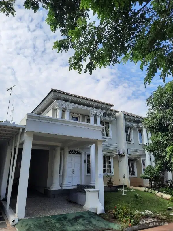 Disewakan Rumah Cluster Oakwood Elysium Residence Lippo Cikarang