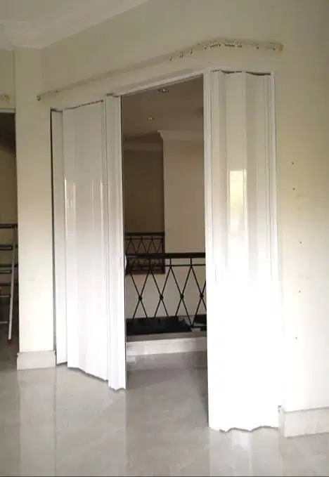Folding Door PVC, Partisi / Sekat ruangan lipat serbaguna