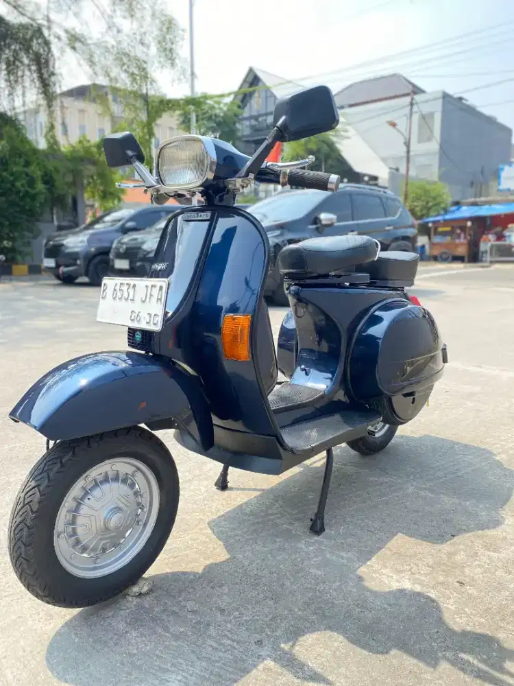 Vespa Exclusive150