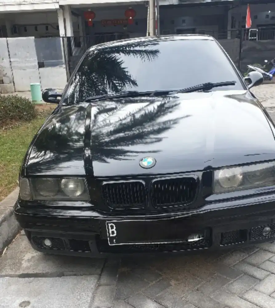 BMW 318i Klasik