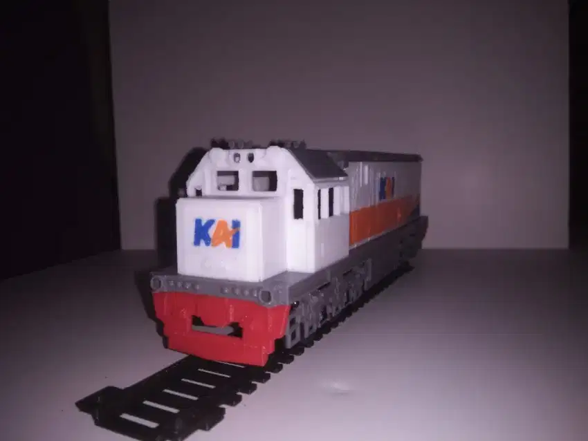 Mainan kereta api Railking KAI