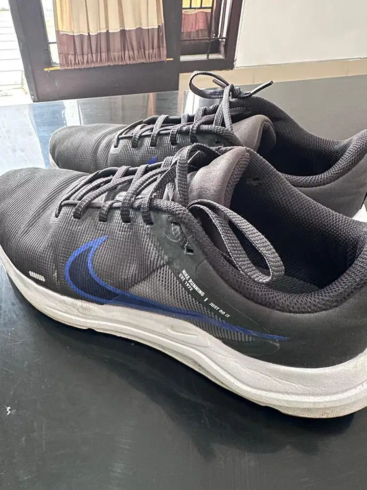 Dijual sepatu nike running tnggal dcuci aja
