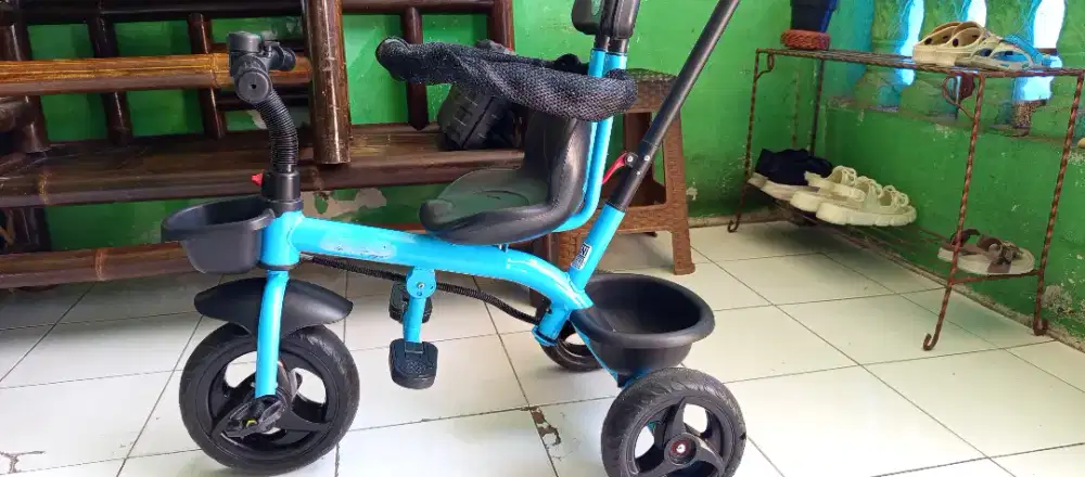 Sepeda anak roda 3