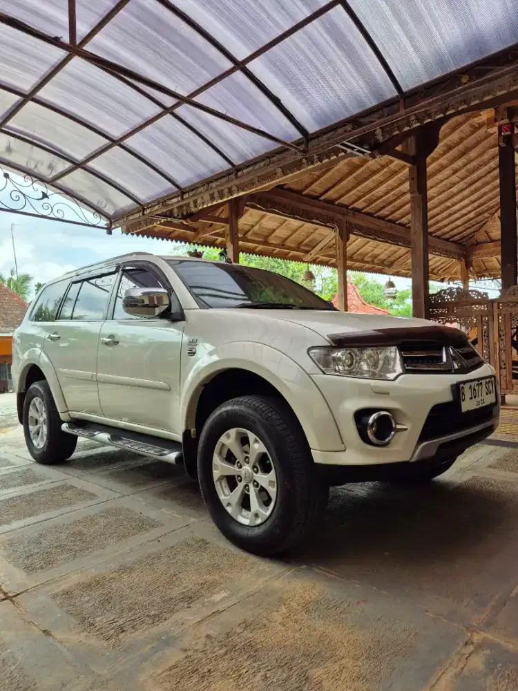 di jual pajero sport dakar 2014 matic