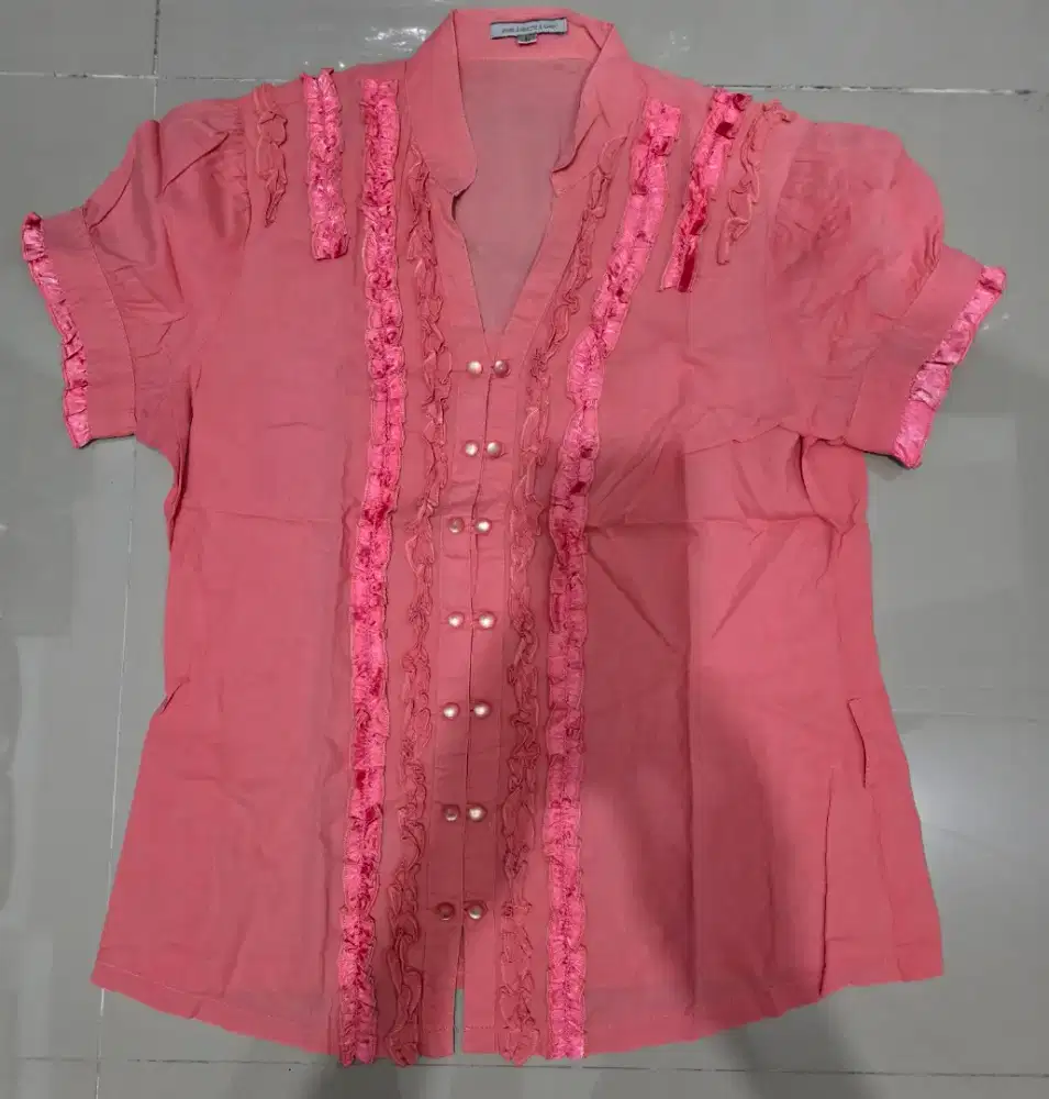 Pakaian Bekas Wanita