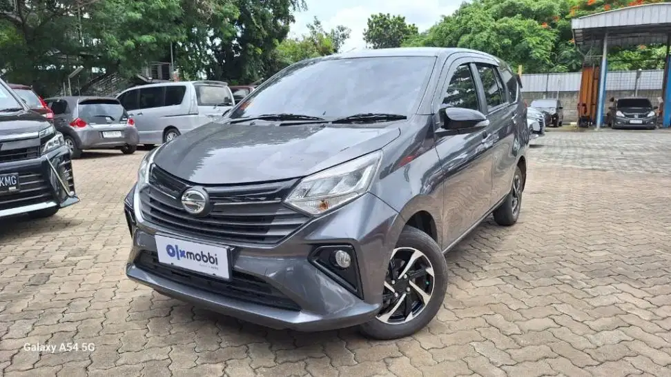 Low Angsuran Daihatsu Sigra 1.2 R Bensin-MT 2023 EZT
