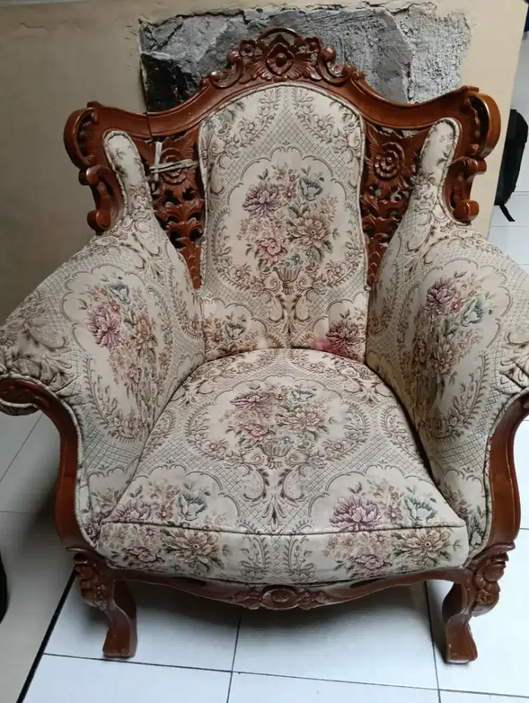 Kursi bangku tamu jati ukir