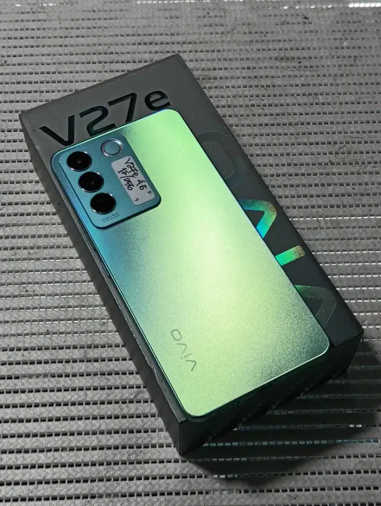 Vivo V27e 4G 12/256 Gb