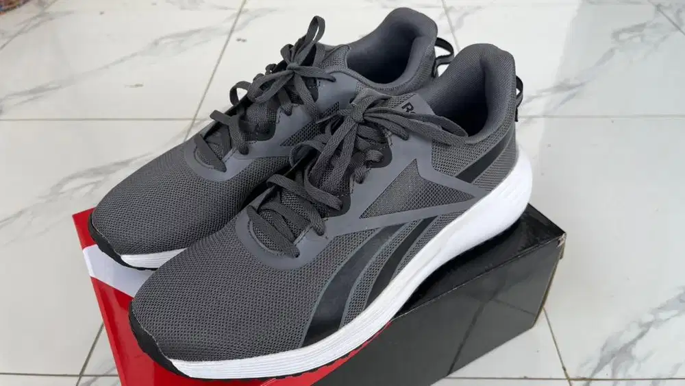 SNEAKERS REEBOK GREY