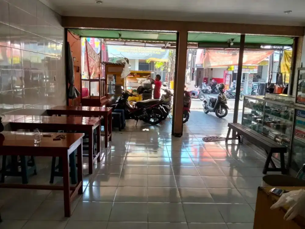 LANGKA TERMURAH KOMERSIAL RUMAH USAHA KETINTANG NOL JALAN DEKAT TOL