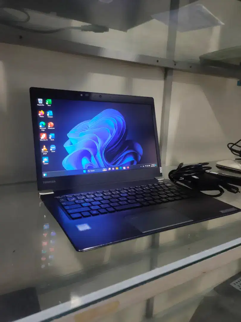 Toshiba dynabook core i5 build up premium