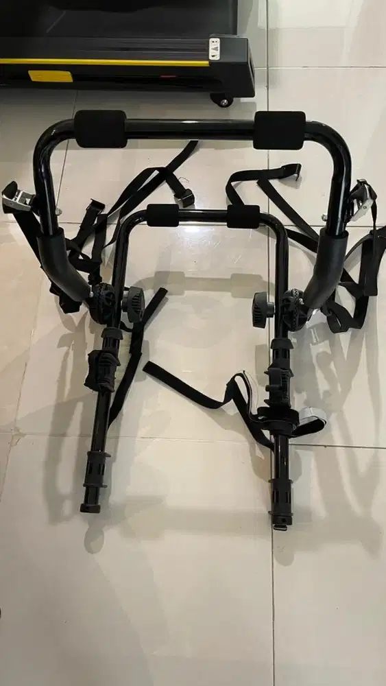 gantungan sepeda dimobil
