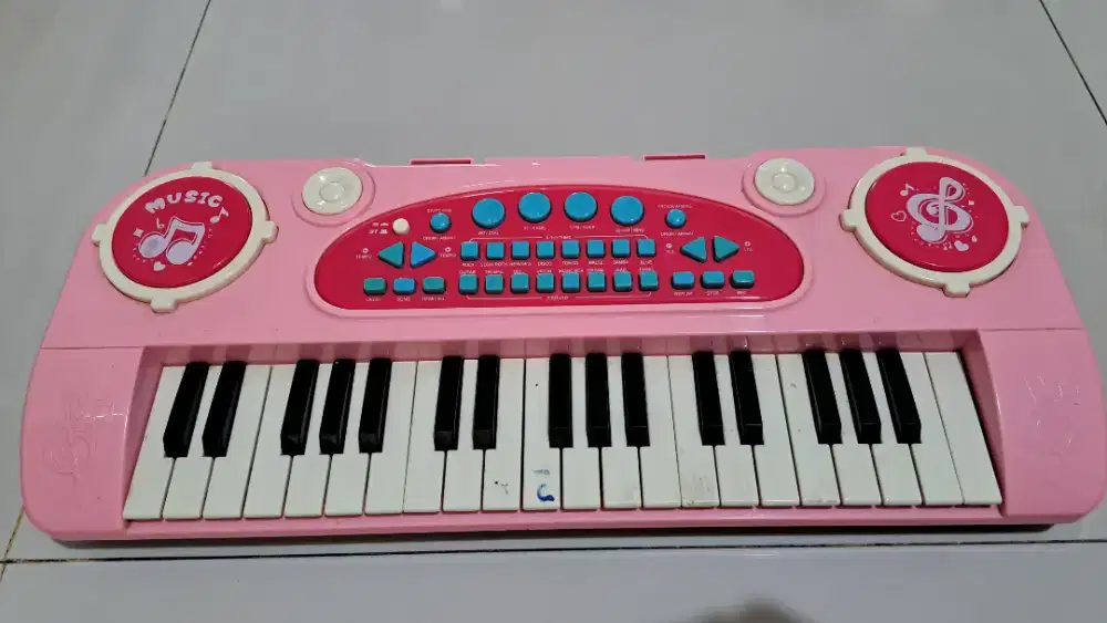 Keyboard mainan