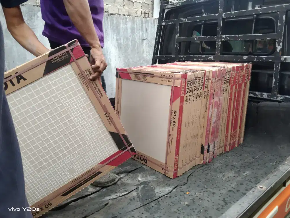 Granit Murah Cream Polos 60x60 cm