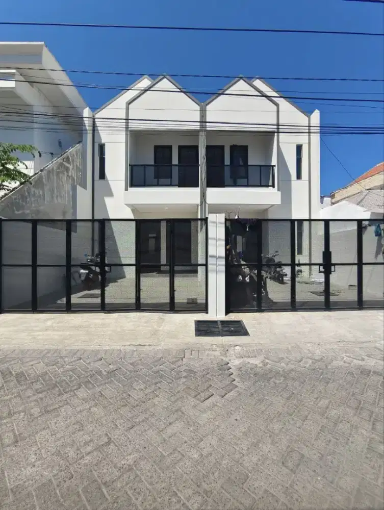 Rumah Cantik Karang Empat Surabaya