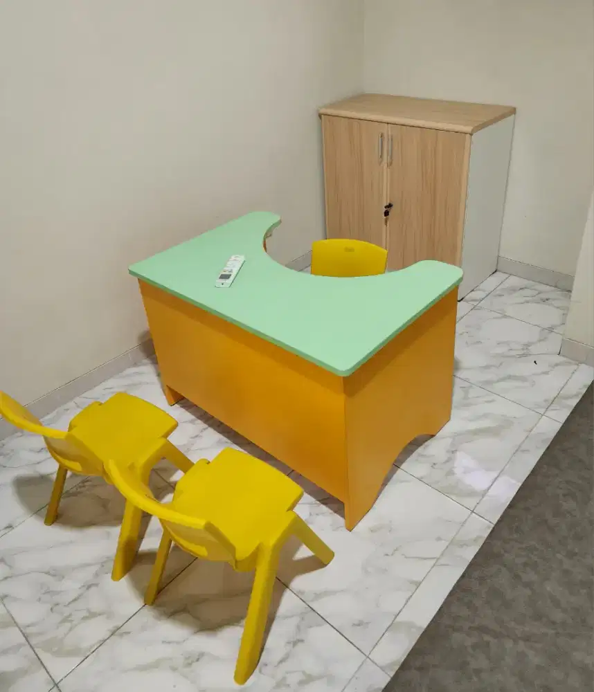 Meja Belajar Anak / Terapi Wicara