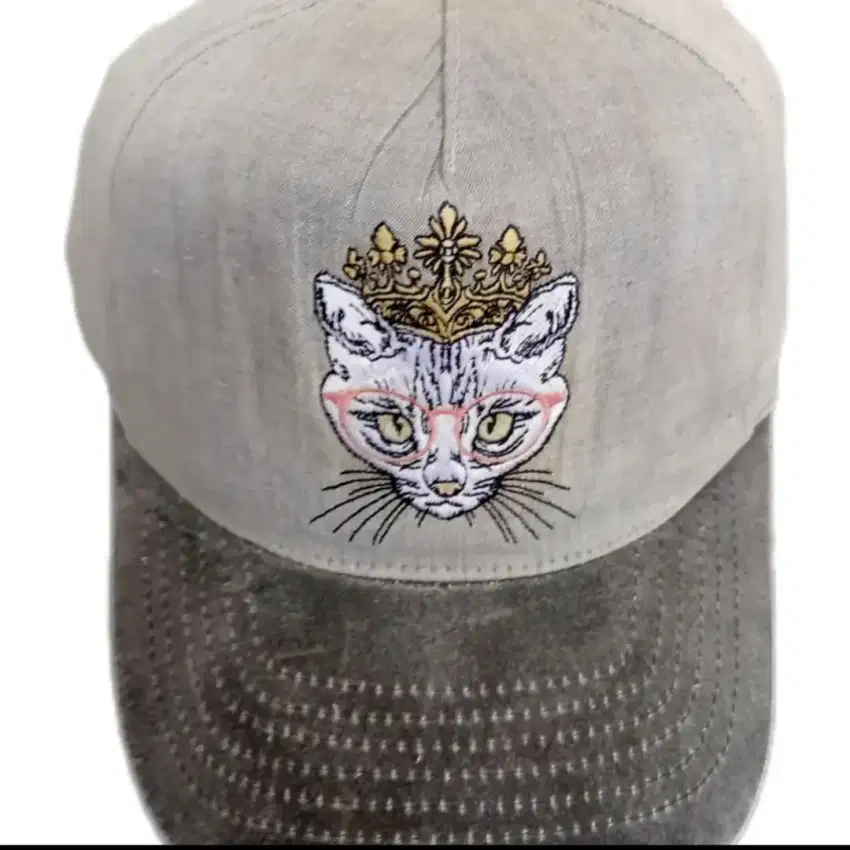 Topi Logo Bordir Kucing Premier Original Second Lucu Langka