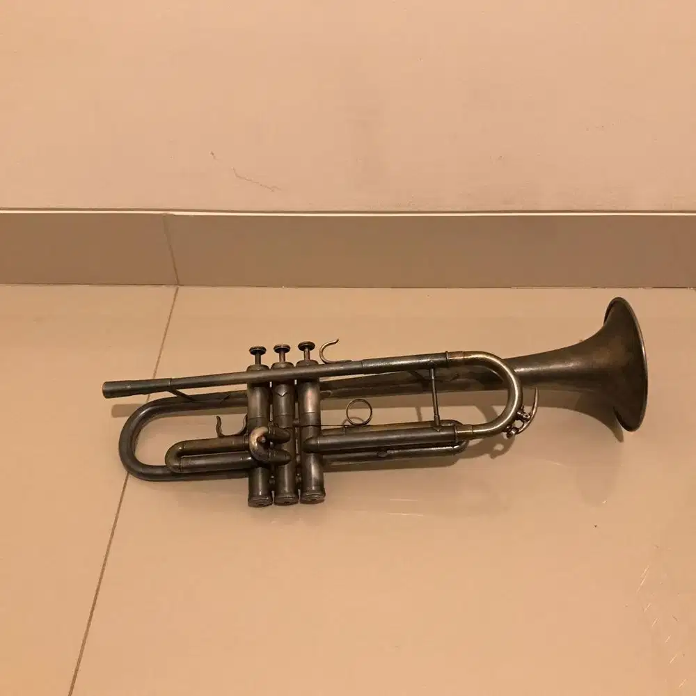 Dijual Trumpet Weril seri Regium 2 soulhorn professional trumpet