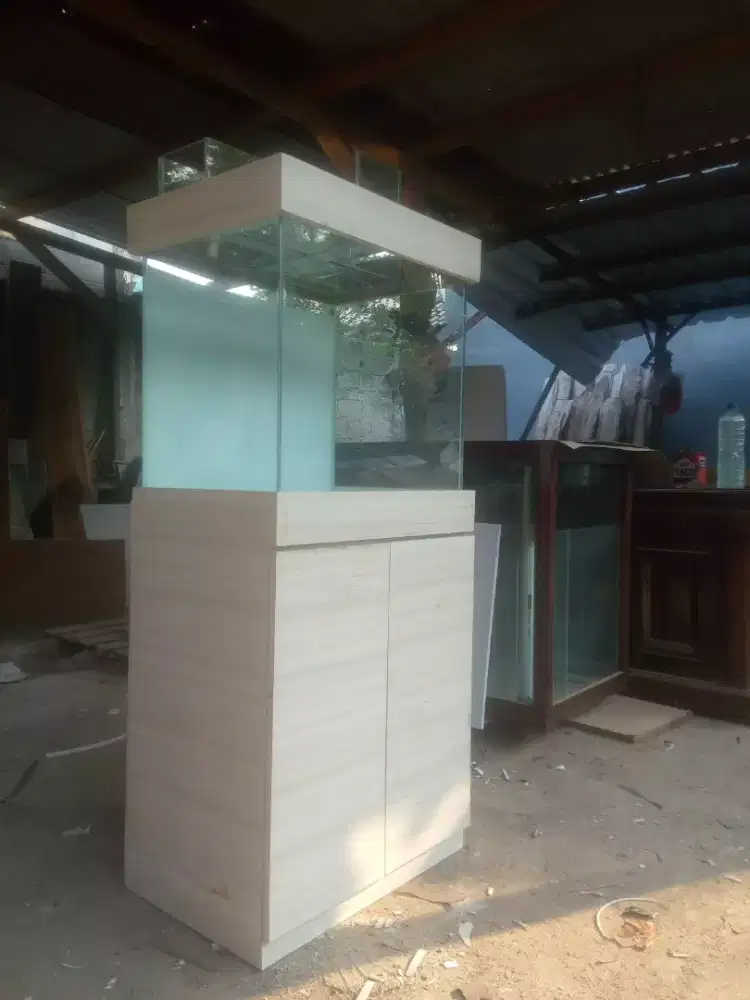 Aqurium dan kabinet murah bagus