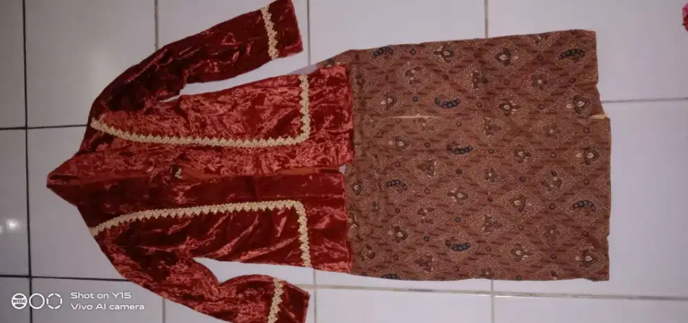 Dijual baju ada untuk TK..sd