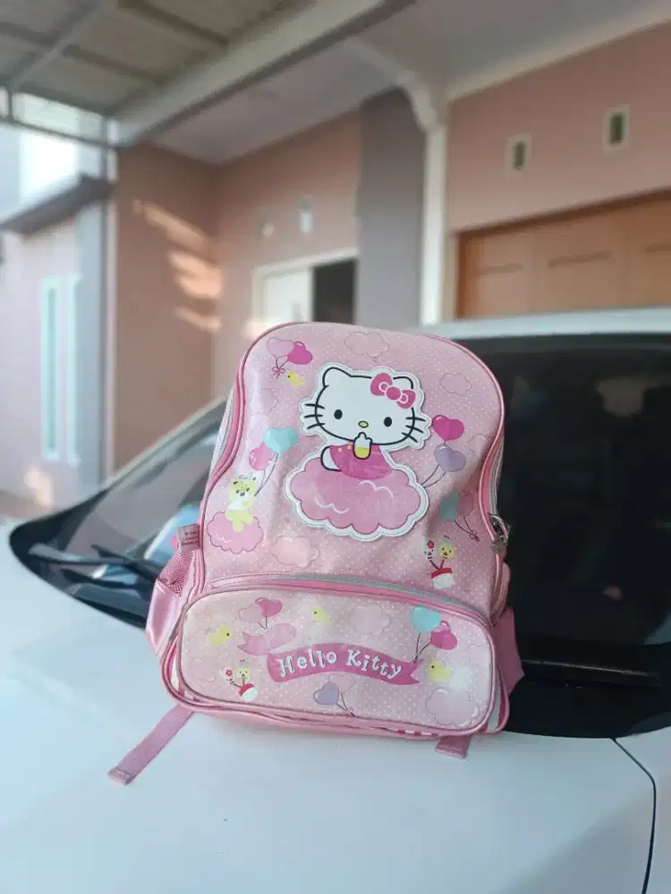 Tas ransel sekolah anak