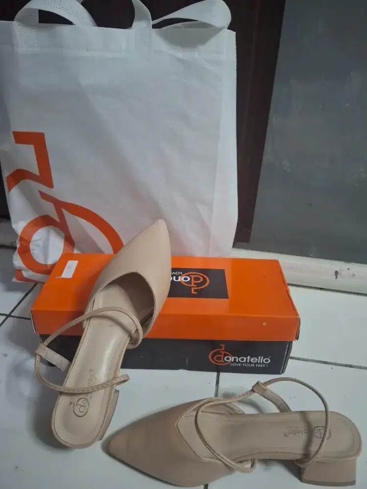 Prelove sepatu donatello size 35