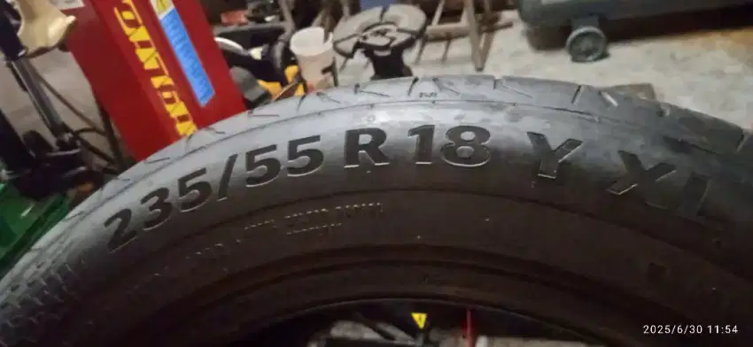 Ban Continental 235/55 R18 Y XL (4 BAN)