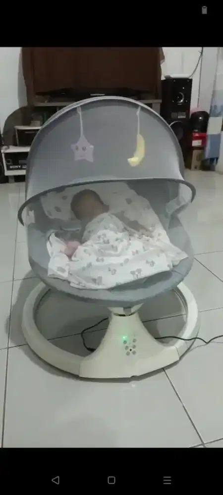 Ayunan otomatis bayi