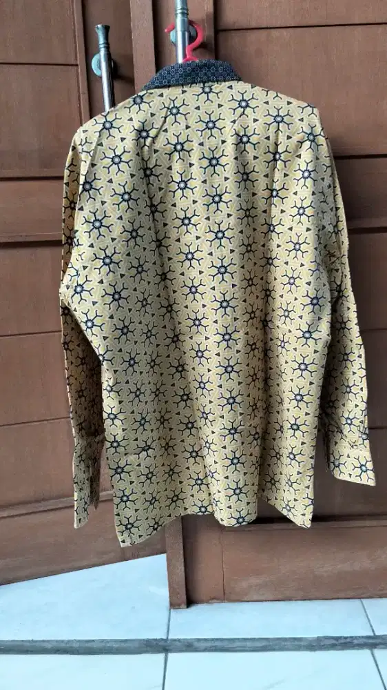 Kemeja batik panjang