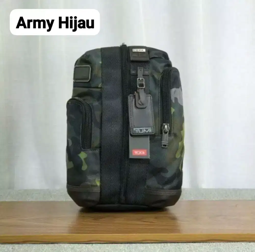 Tas Tumi Saratoga Higgins Monterey Tumi Bodybag Slingbag Army Hijau