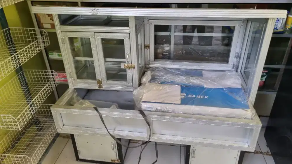 Gerobak motor dagang