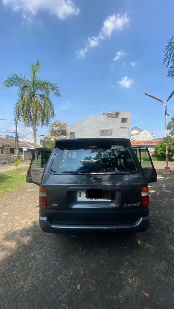 toyota kijang kapsul SGX 1998