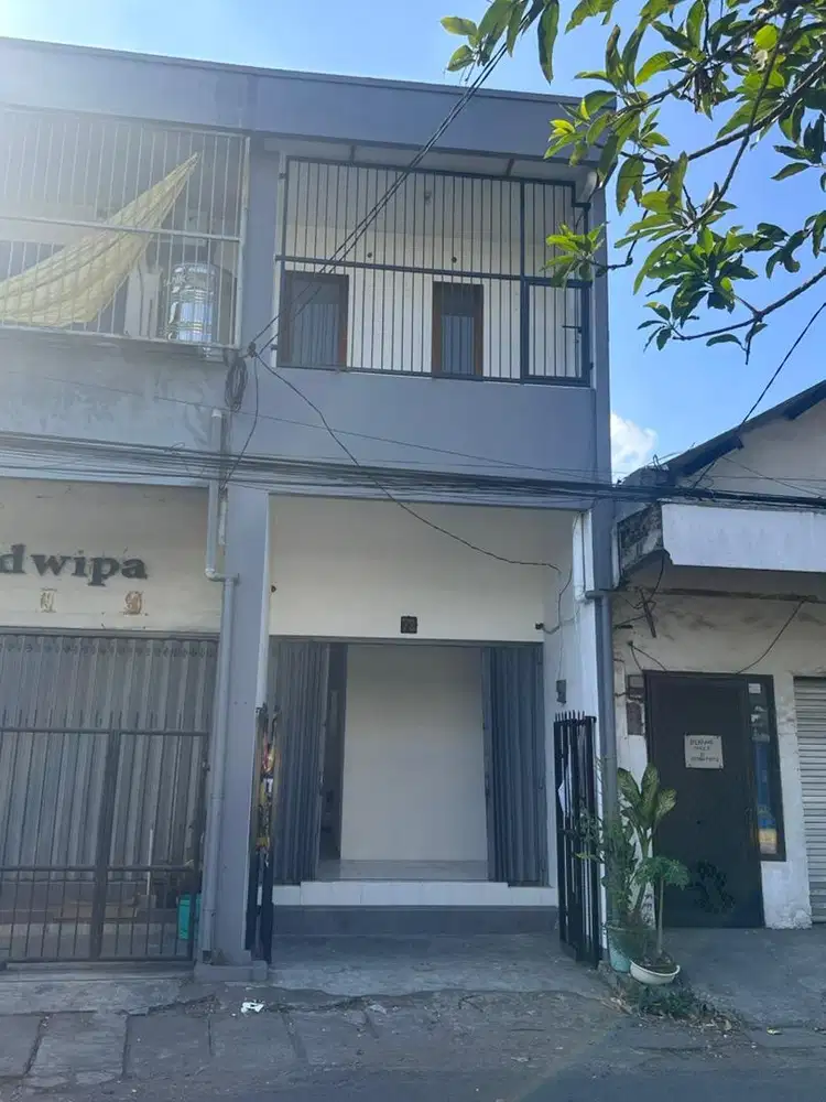 Di Sewakan Ruko Strategis Tengah Kota Surabaya