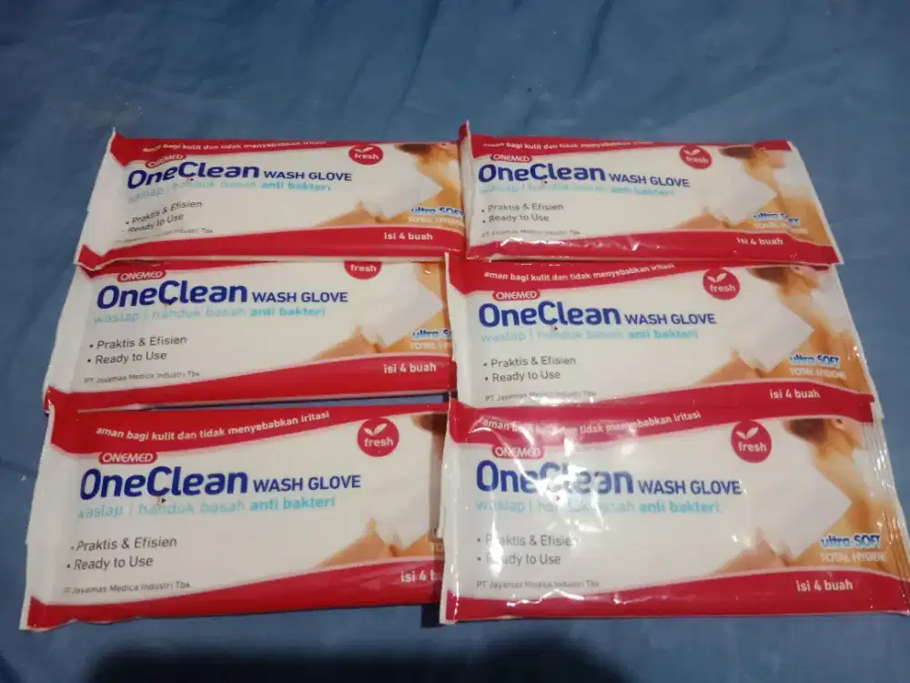 One clean wash glove onemed