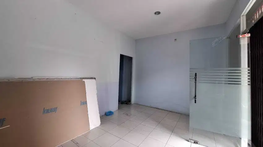 Disewakan Ruko Strategis Aman Pusat Kota Jln. Cikawao Kota Bandung